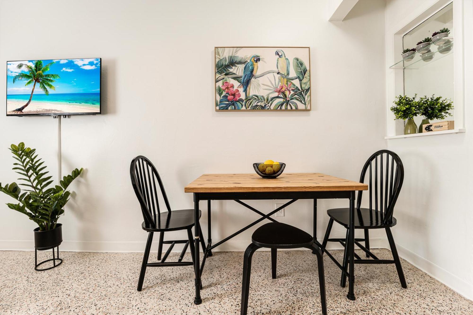 Appartement Chic 1 Bed Retreat Close To Miamis Hotspots *
